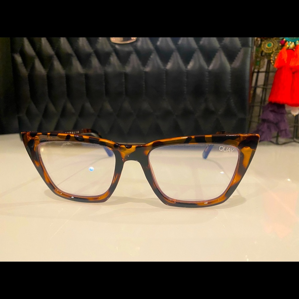 New without tags Quay Australia bluelight glasses